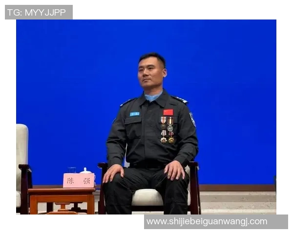 世界杯新闻对话陈强：回顾英雄联盟职业生涯的辉煌与挑战